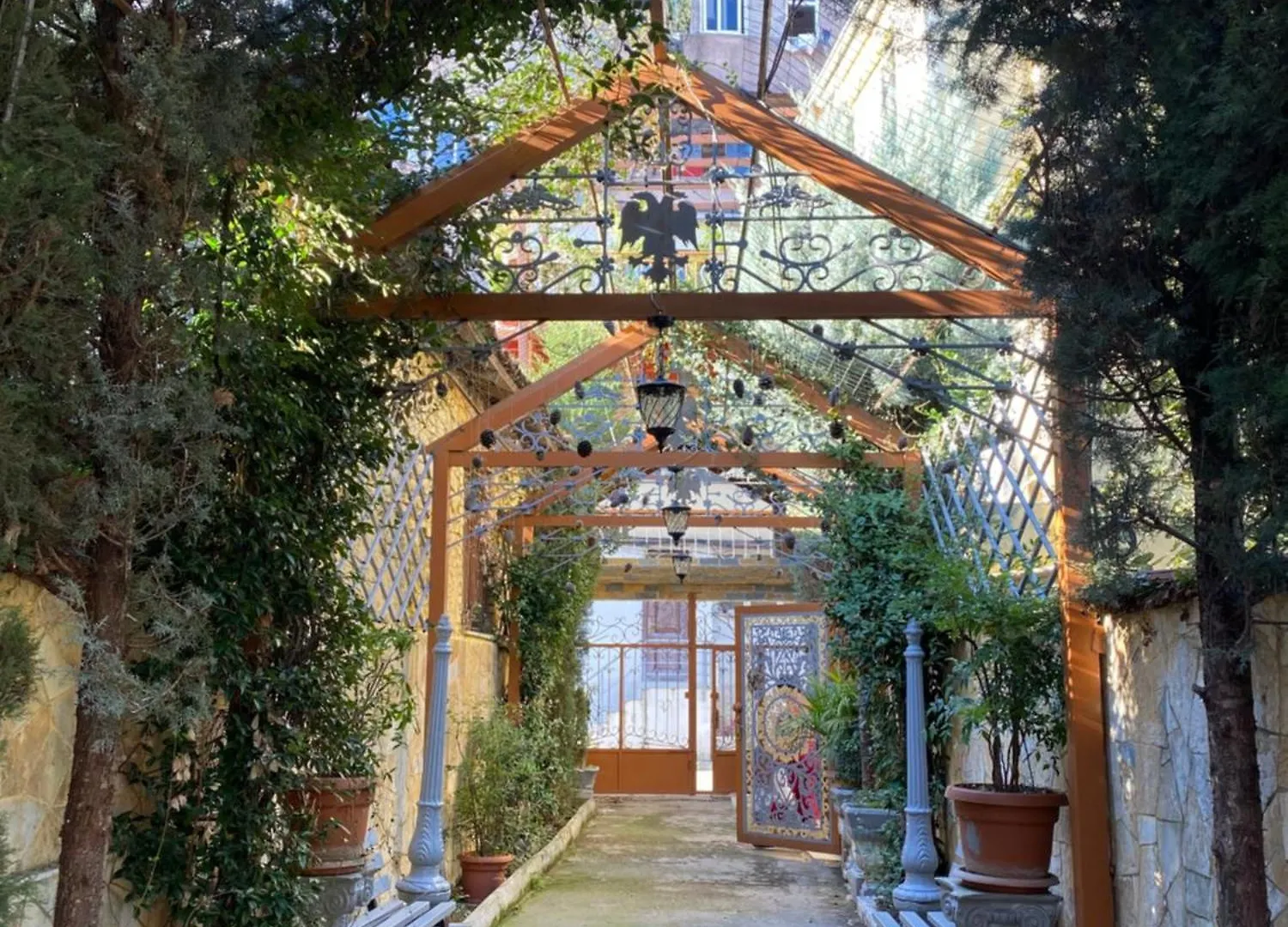 Shkodra Guest House & Trips 3*, Shkodër