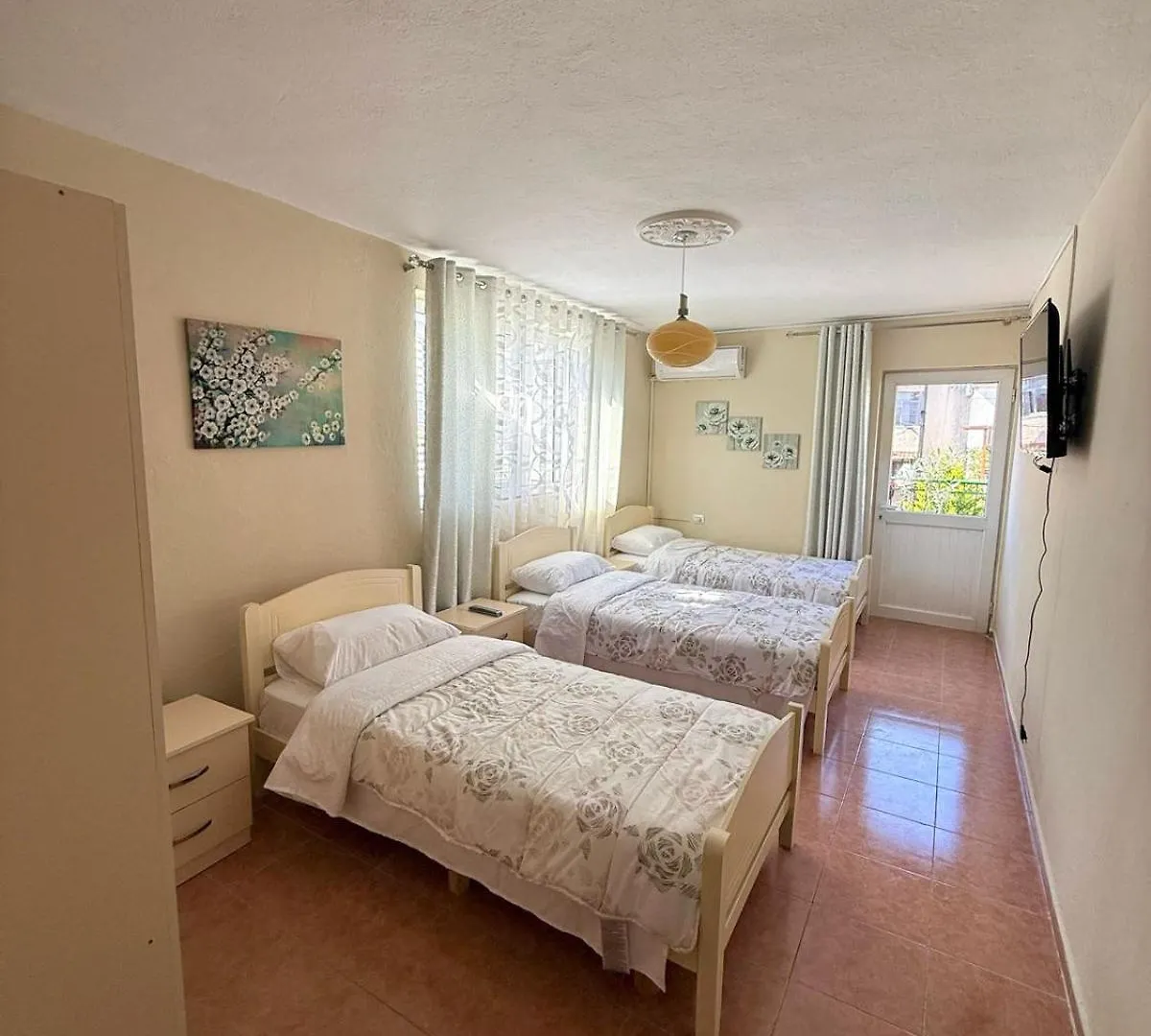 Shkodra Guest House & Trips Shkodër