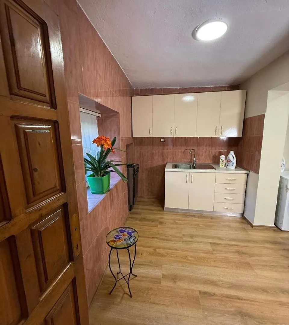 Shkodra Guest House  Shkoder