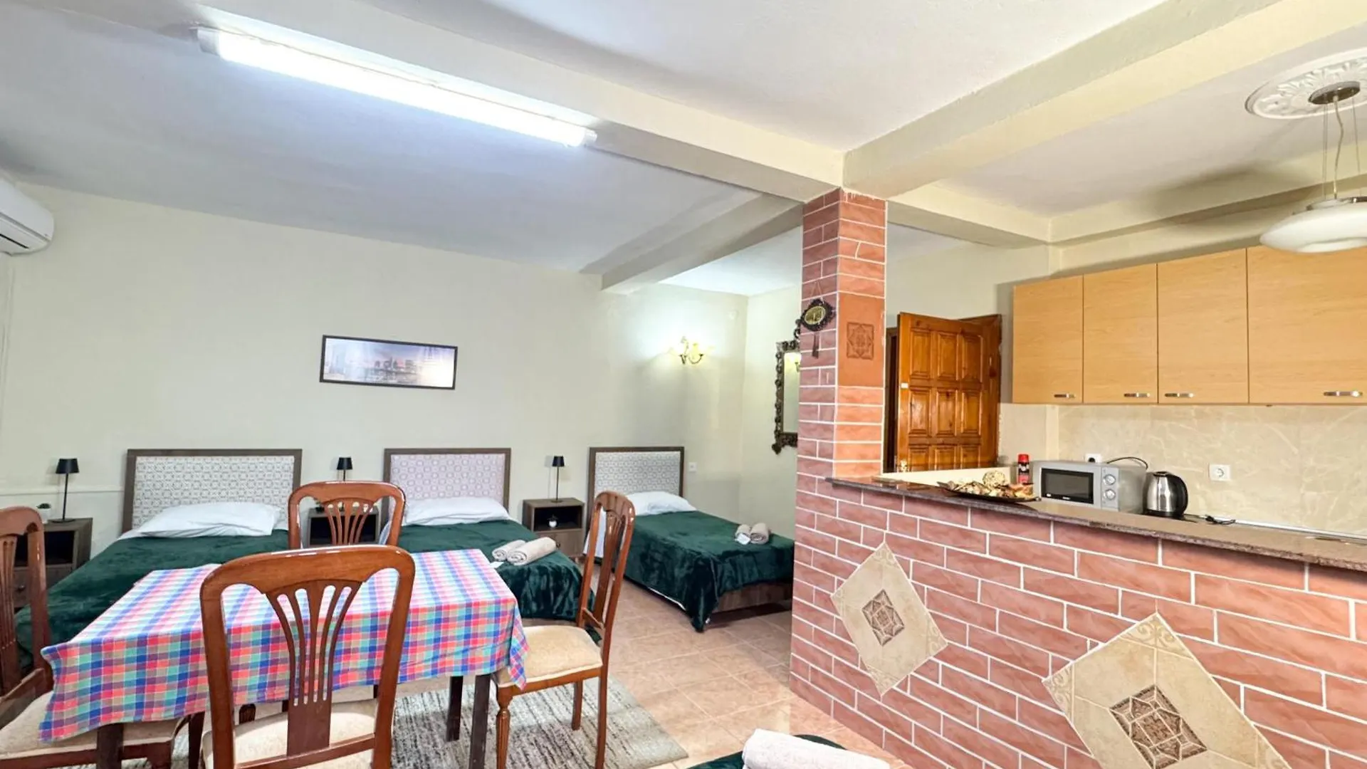 Shkodra Guest House 3*, Shkoder